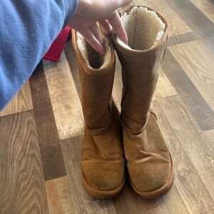 Cozy Tan fuzzy Boots